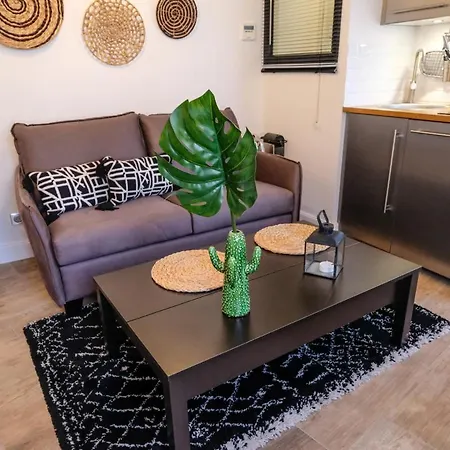 아파트 Demeure Terrisse La Cave *